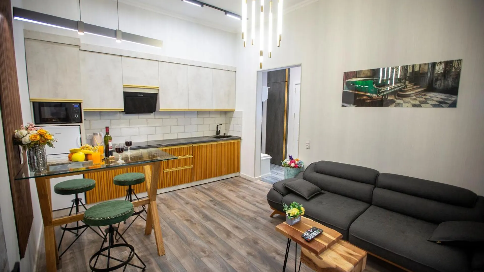 Lilu'S Apartment In Center Tbilisi