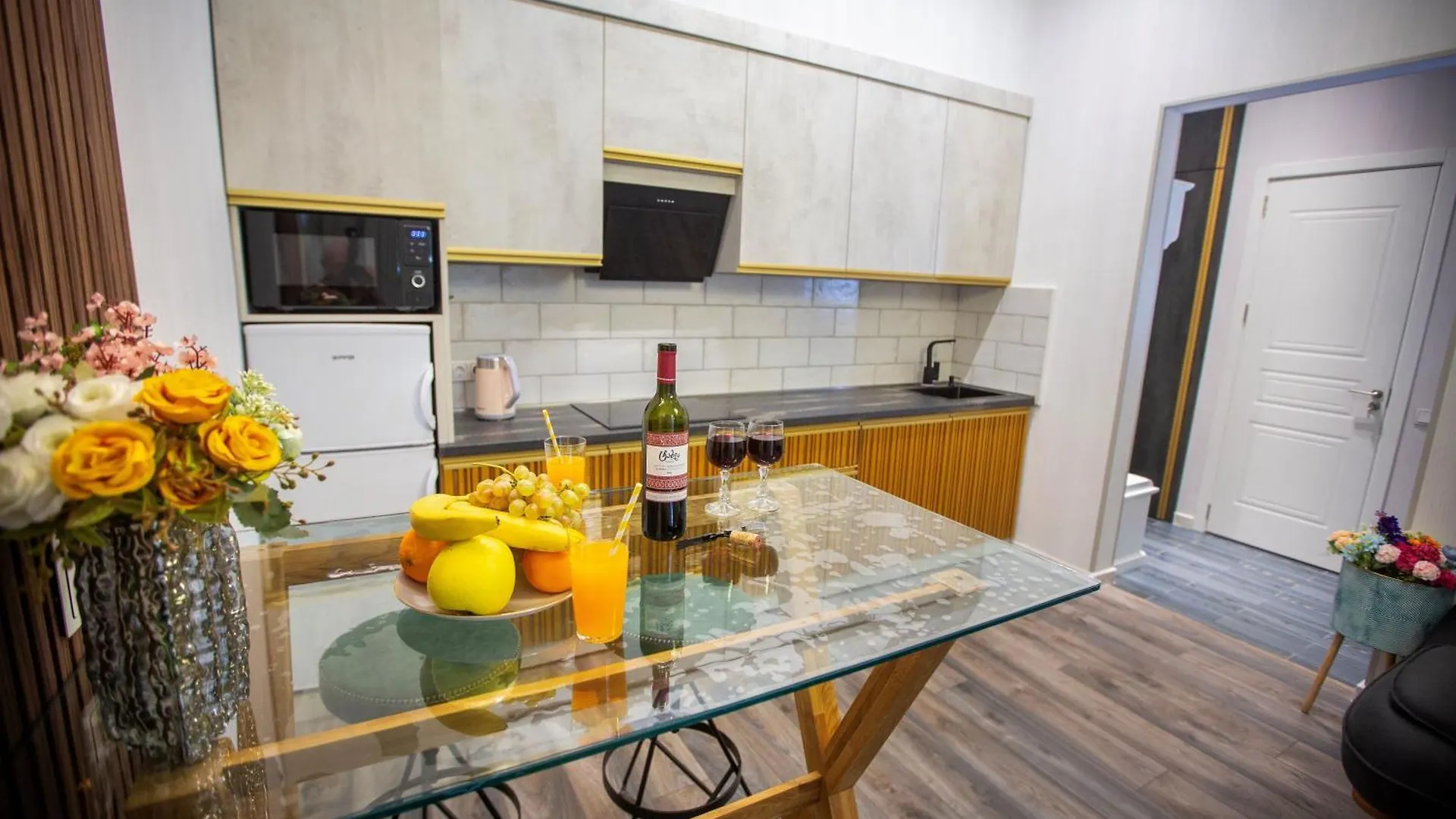 Lilu'S Apartment In Center Tbilisi